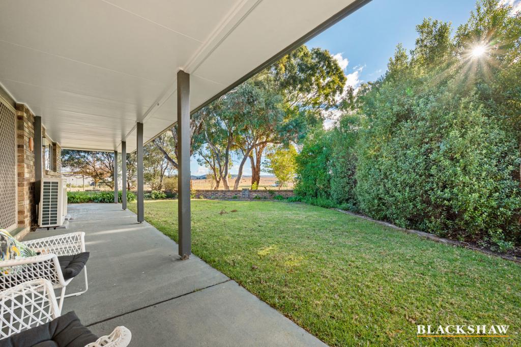 8 Miles Pl, Jerrabomberra, NSW 2619