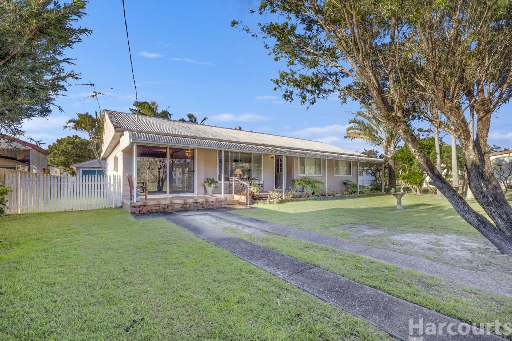 15 Creek St, Hat Head, NSW 2440