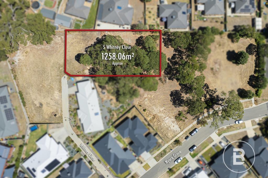 5 Whitney Cl, Mount Helen, VIC 3350