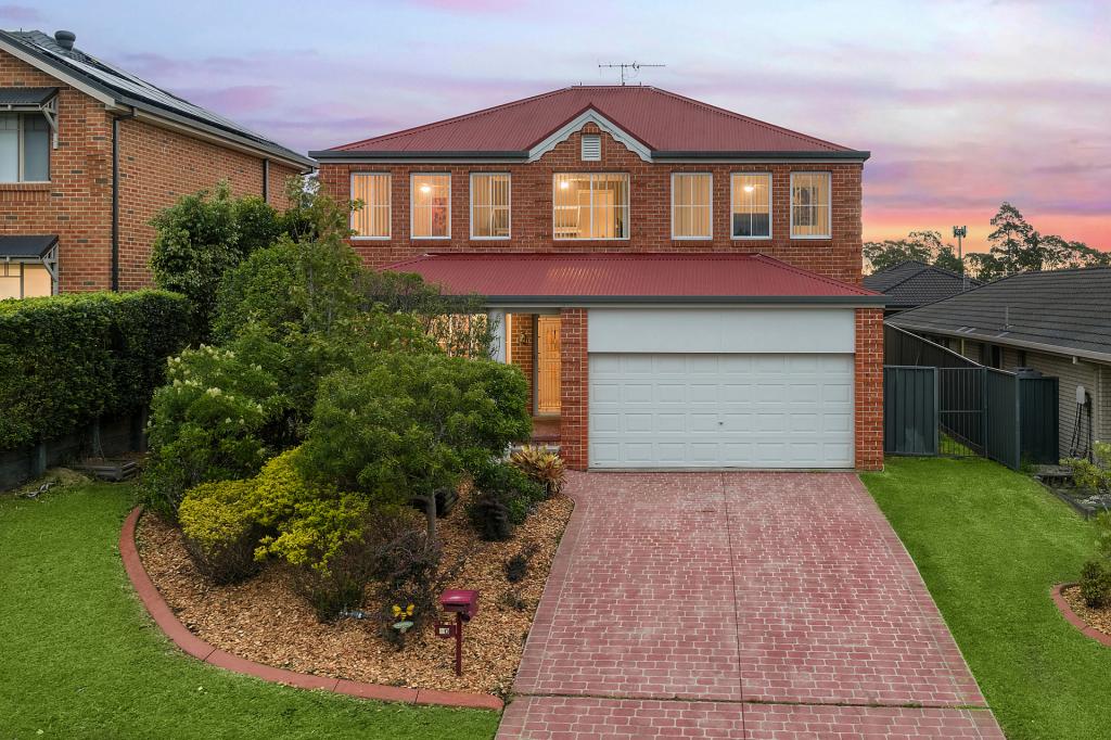 10 Saddlers Rd, Wadalba, NSW 2259