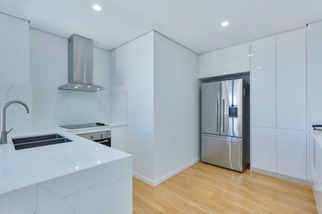 12/294 Marine Pde, Labrador, QLD 4215