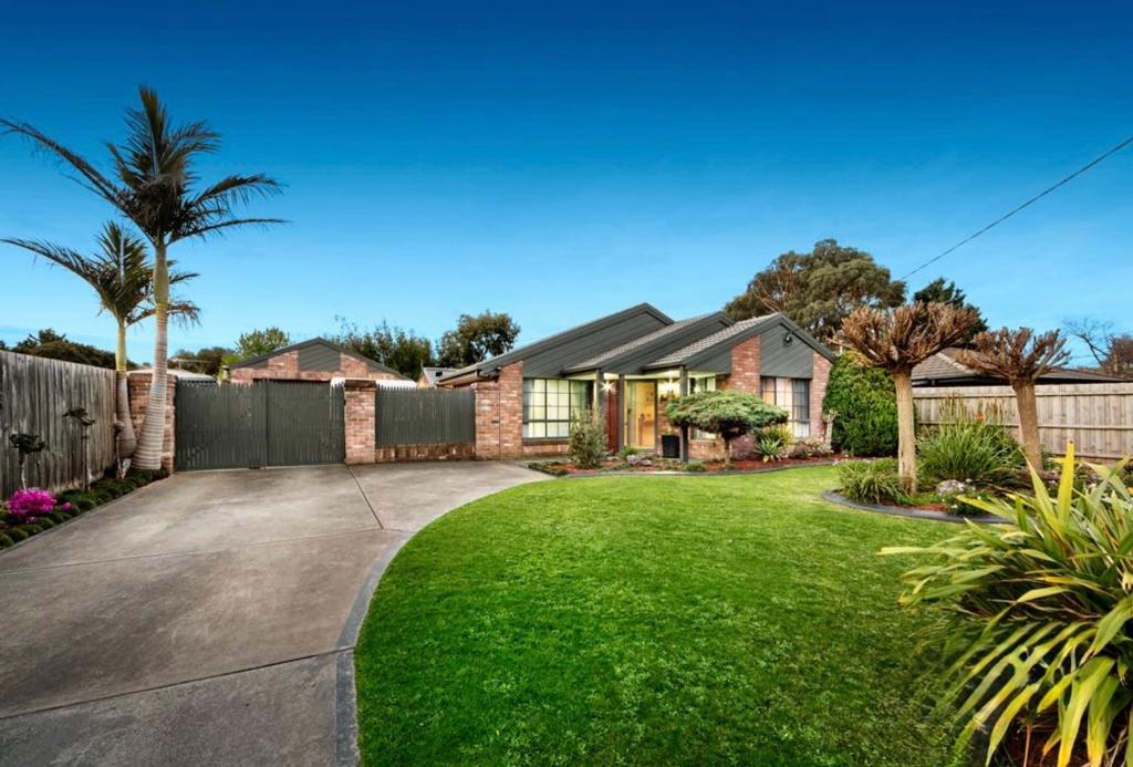 12 Cameron Way, Pakenham, VIC 3810