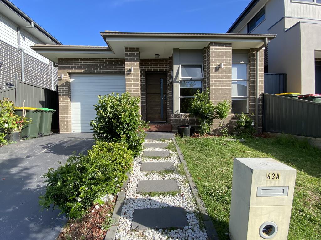 43a Willowdale Dr, Denham Court, NSW 2565