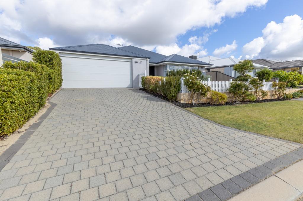 9 Tranquility Cres, Aveley, WA 6069