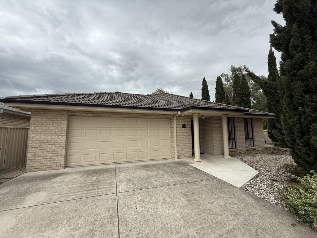 1/525 Kotthoff St, Lavington, NSW 2641