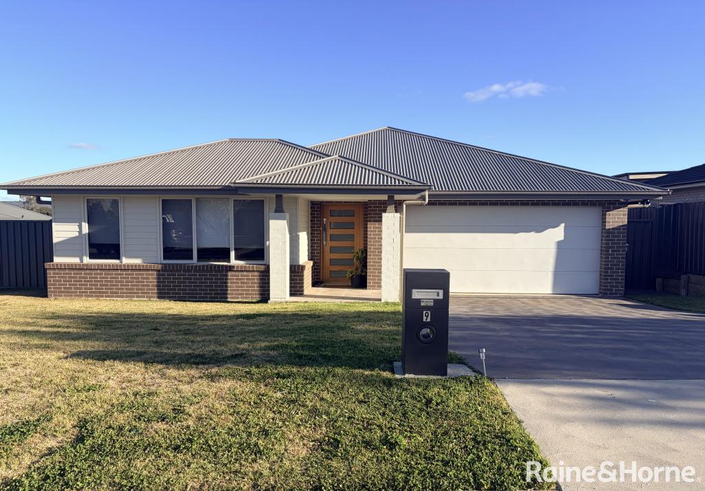 9 Monastery Dr, Goulburn, NSW 2580