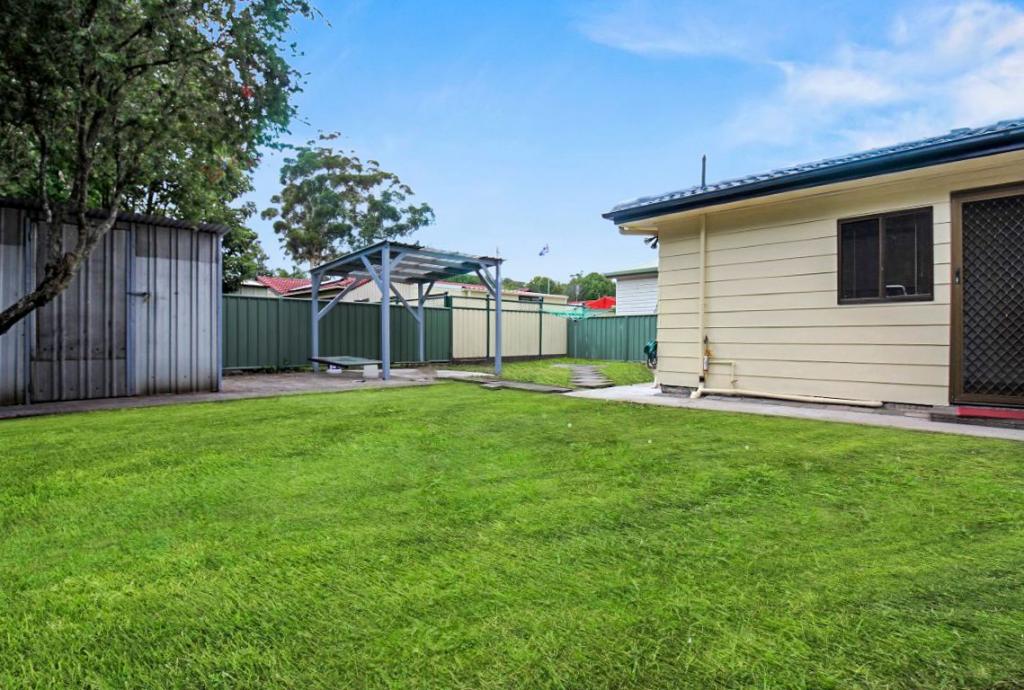 107a Jarrett St, Wyoming, NSW 2250