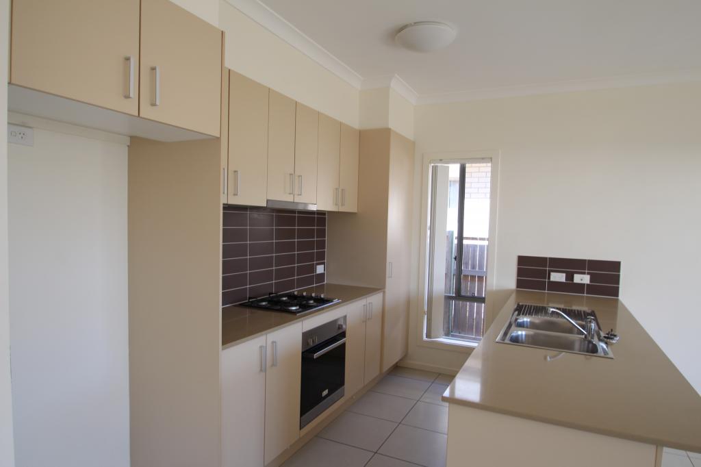 56 Leon Capra Dr, Augustine Heights, QLD 4300