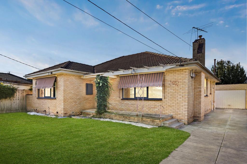 60 ROSEWARNE AVE, CHELTENHAM, VIC 3192