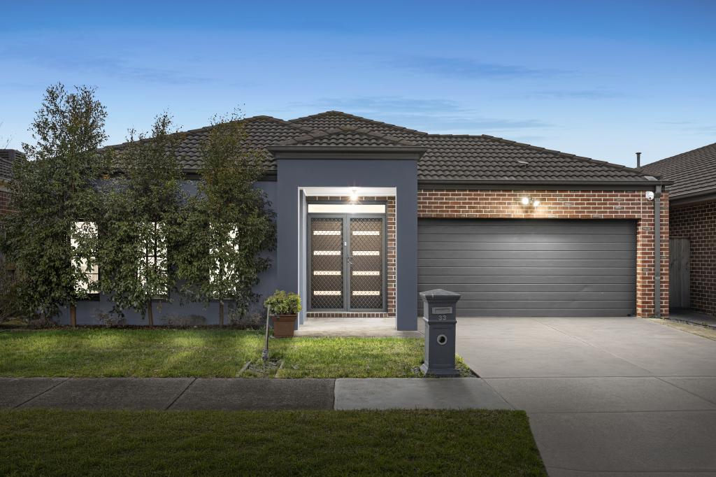 33 NIGHTHAWK BVD, SOUTH MORANG, VIC 3752