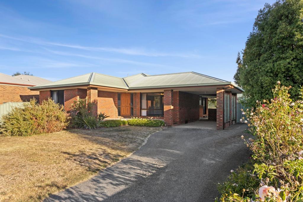 29 Blair Dr, Kyneton, VIC 3444