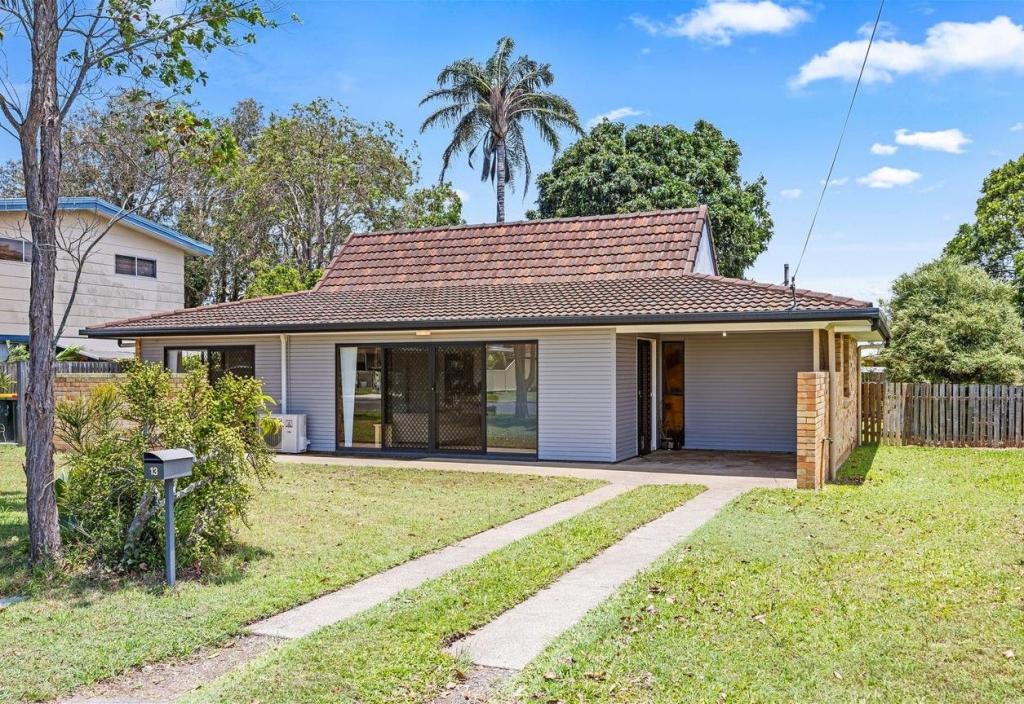 13 Wonga St, Scarness, QLD 4655