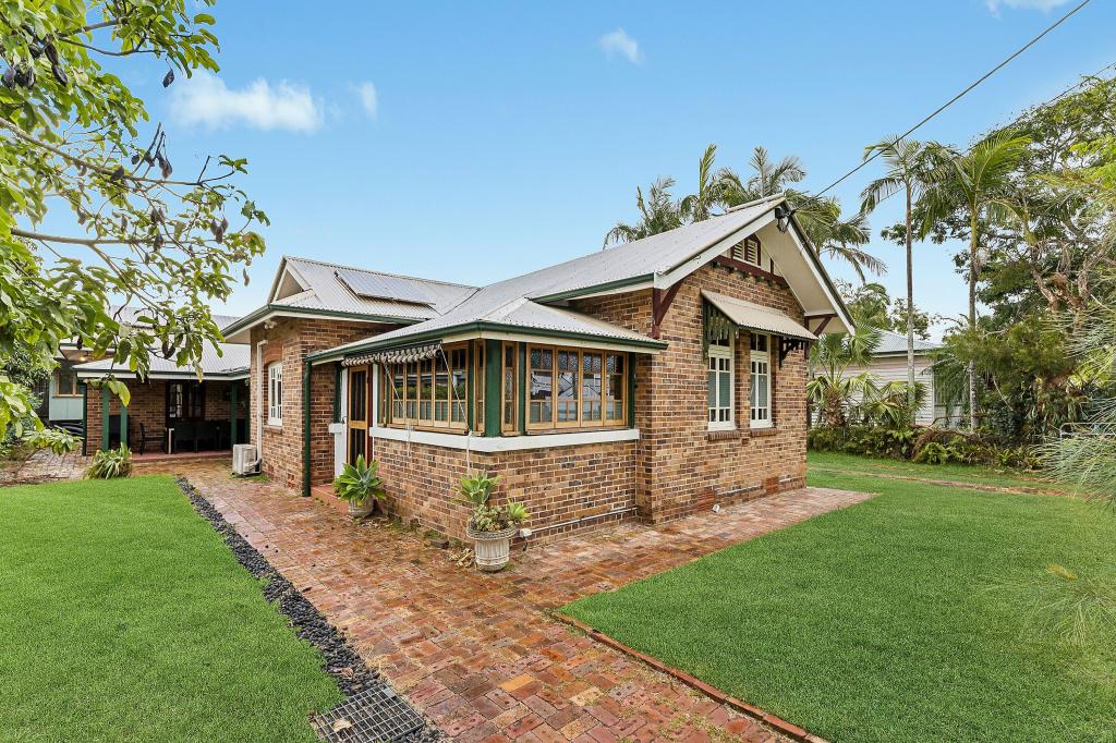 15 Magee St, Graceville, QLD 4075