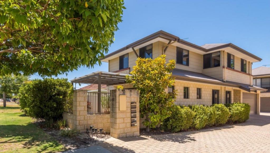 1/179 Keymer St, Belmont, WA 6104