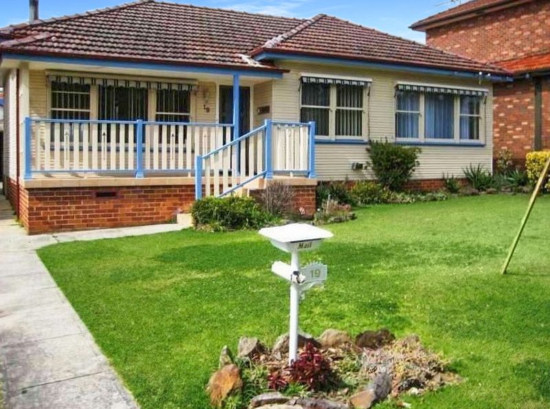 19 Willow Cres, Ryde, NSW 2112