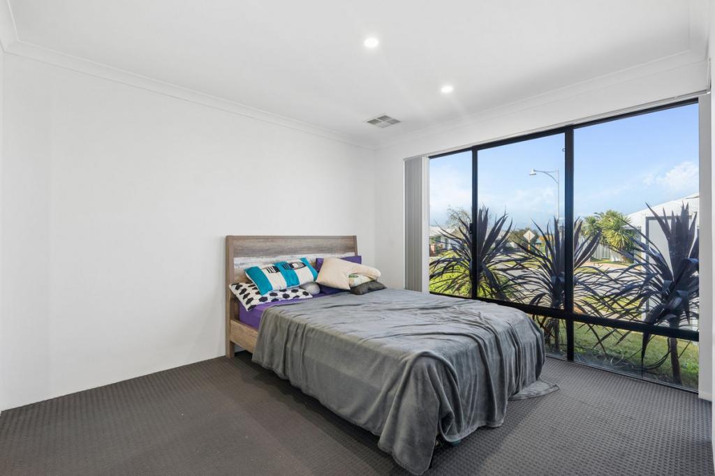 69 ALPINA PROM, BANKSIA GROVE, WA 6031