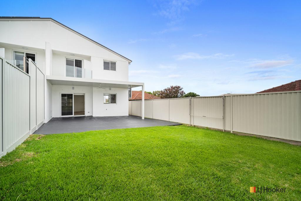 4 Alpha Ave, Roselands, NSW 2196