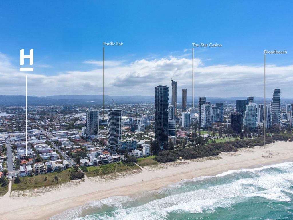 15 Cronulla Ave, Mermaid Beach, QLD 4218