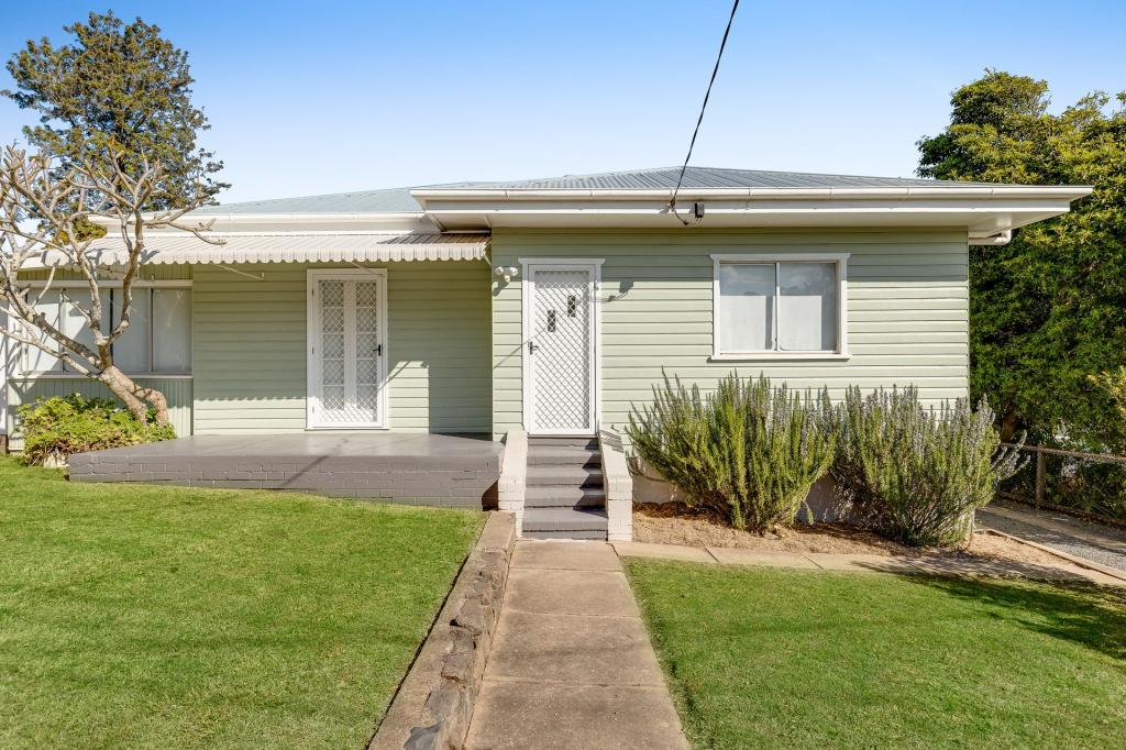 70 North St, Mount Lofty, QLD 4350