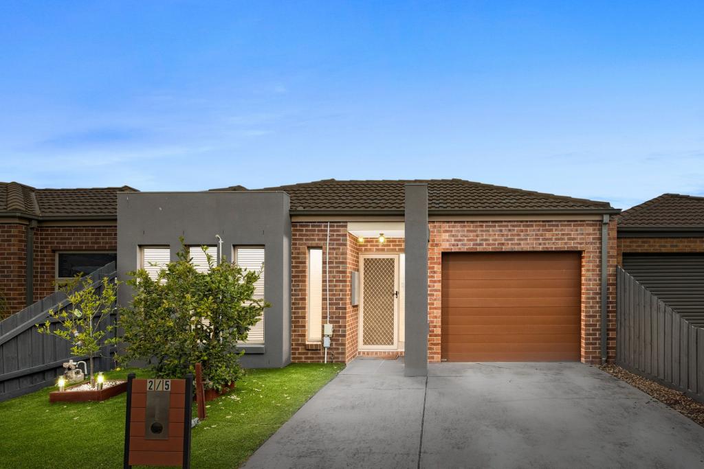 2/5 Odessa Ct, Werribee, VIC 3030