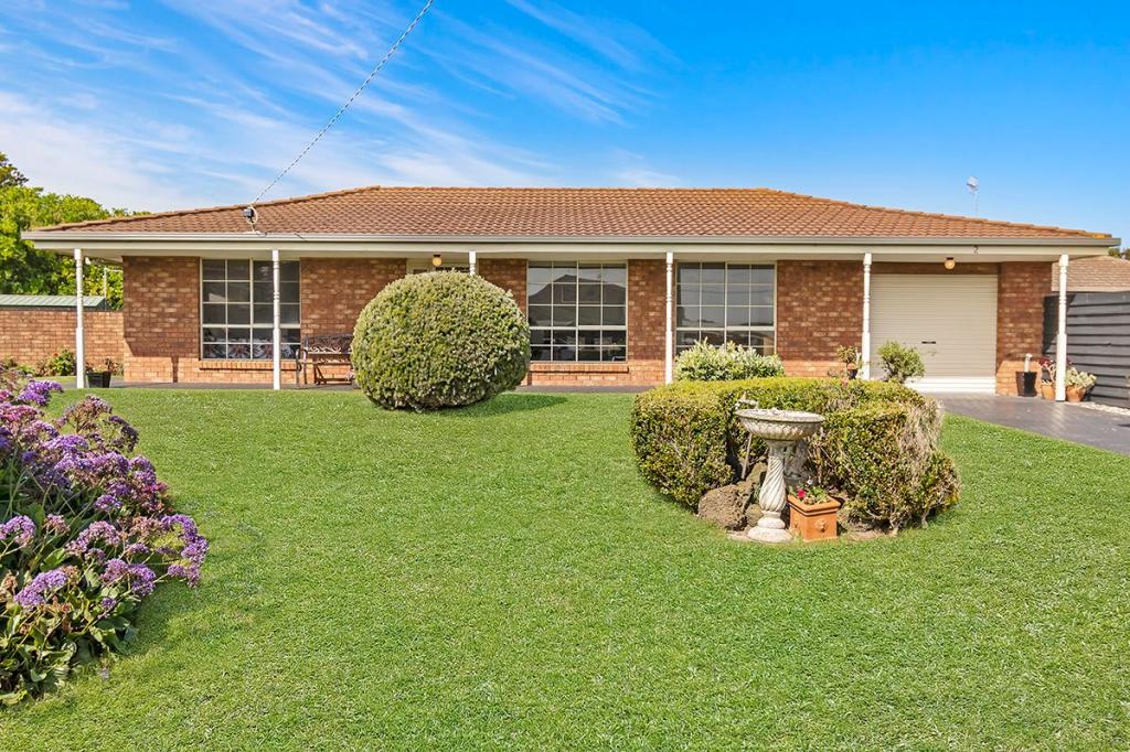 2 Mandeville Ct, Port Fairy, VIC 3284