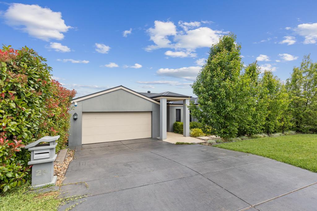 26 Dundale Cres, Estella, NSW 2650