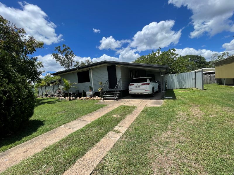 35 Spring Cres, Dysart, QLD 4745