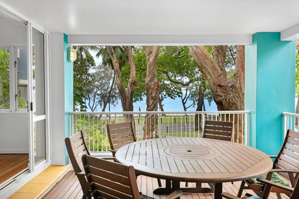 10/111-117 Williams Esp, Palm Cove, QLD 4879
