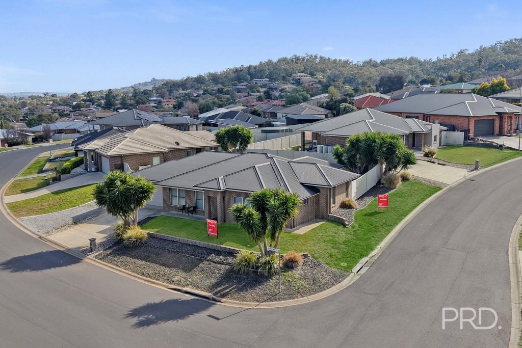 2 & 2a Kaputar Cl, Tamworth, NSW 2340