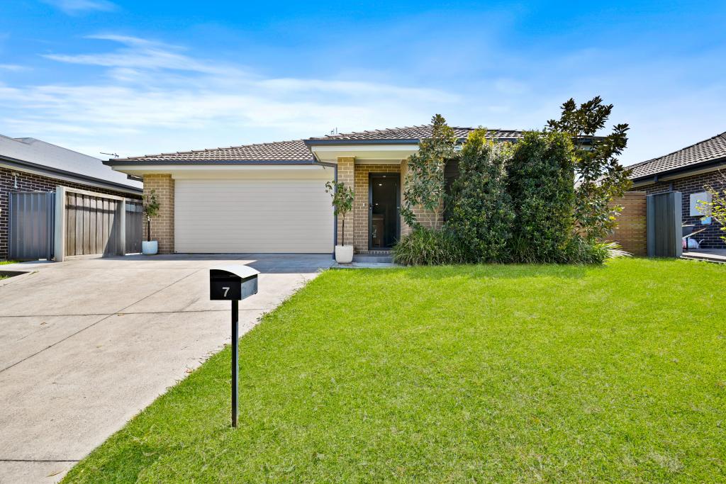 7 Sandpiper Cct, Aberglasslyn, NSW 2320