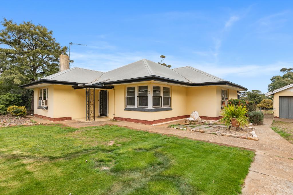 19 Railway St, Farrell Flat, SA 5416