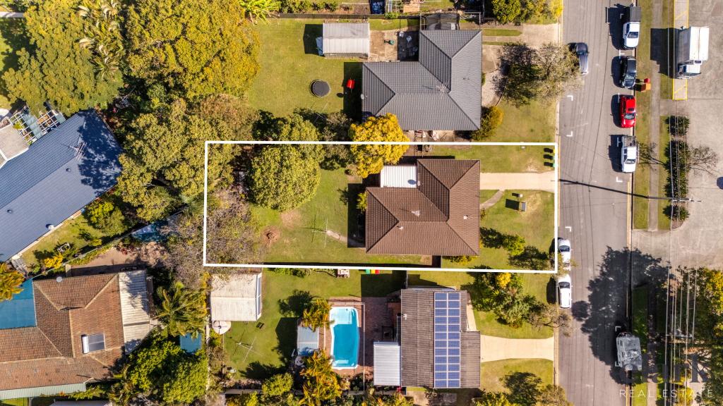 59 Porter St, Redcliffe, QLD 4020