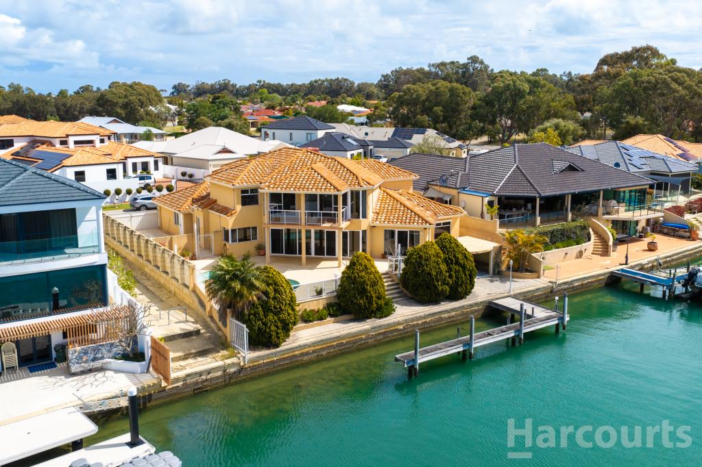 12 SOLSTRAALE PL, HALLS HEAD, WA 6210
