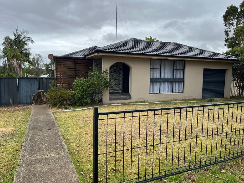 5 Cordelia St, Rosemeadow, NSW 2560