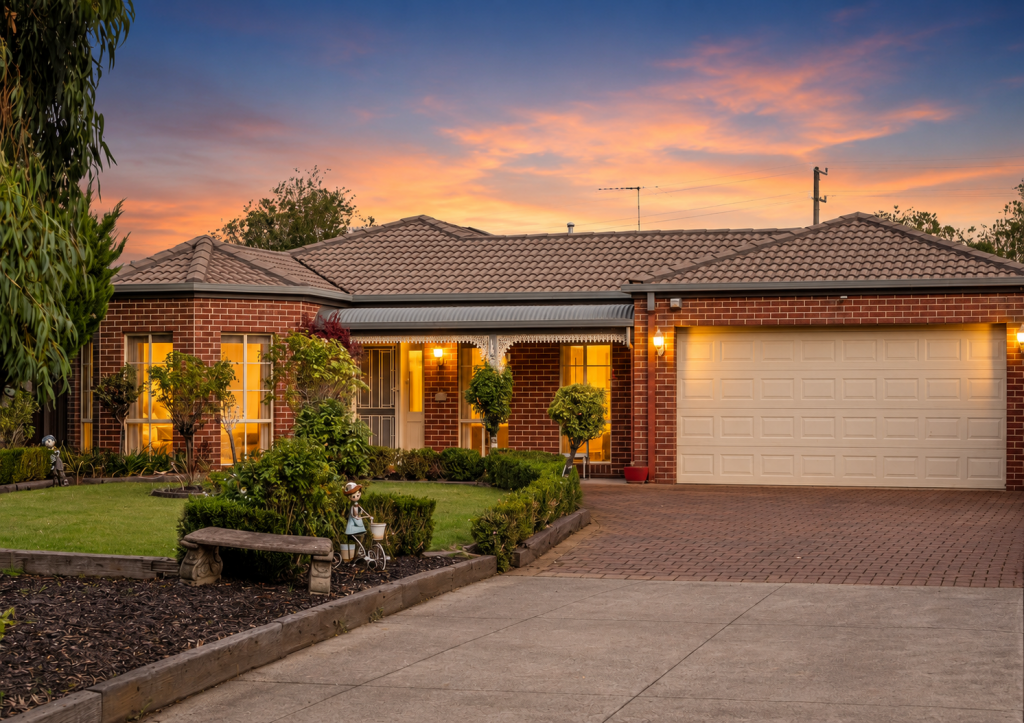 5 THE STRAND, MELTON, VIC 3337