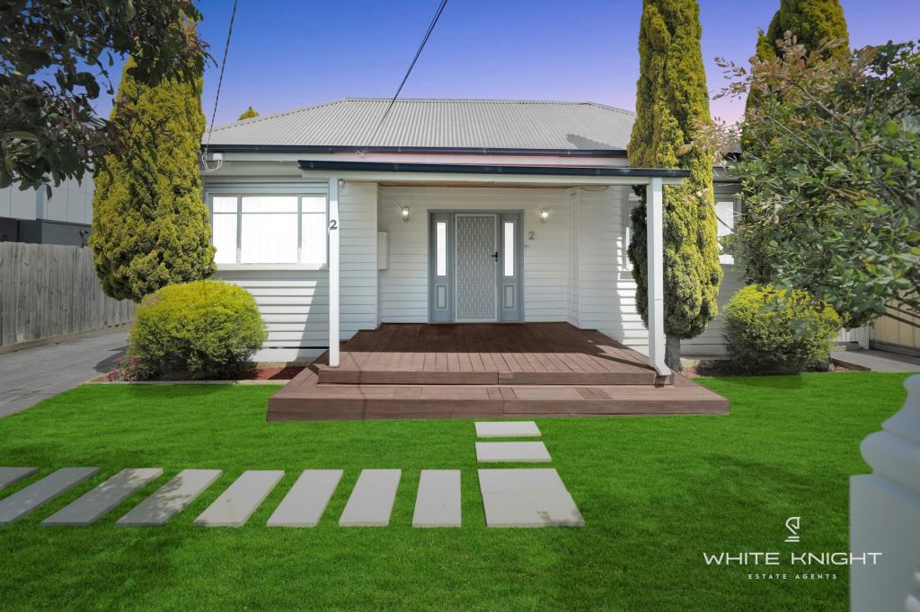 2 LYALL ST, ST ALBANS, VIC 3021