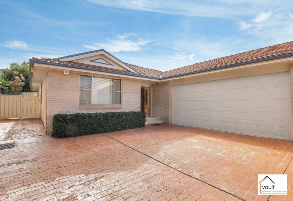 2/6 Ryan St, Balgownie, NSW 2519