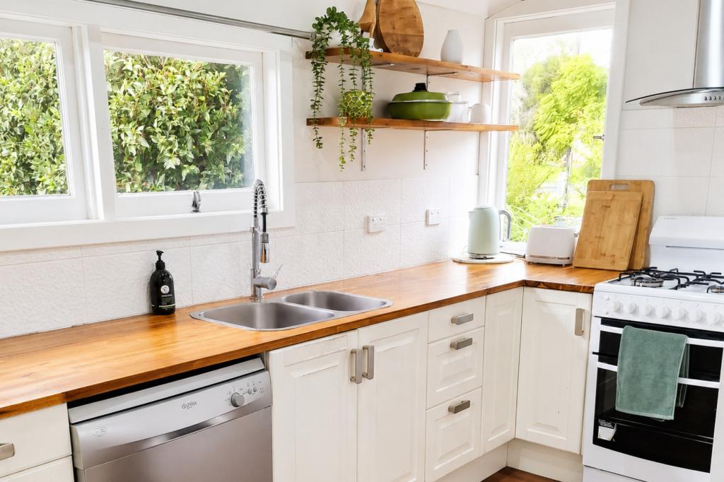 12 Talbot Rd, Brunswick, WA 6224