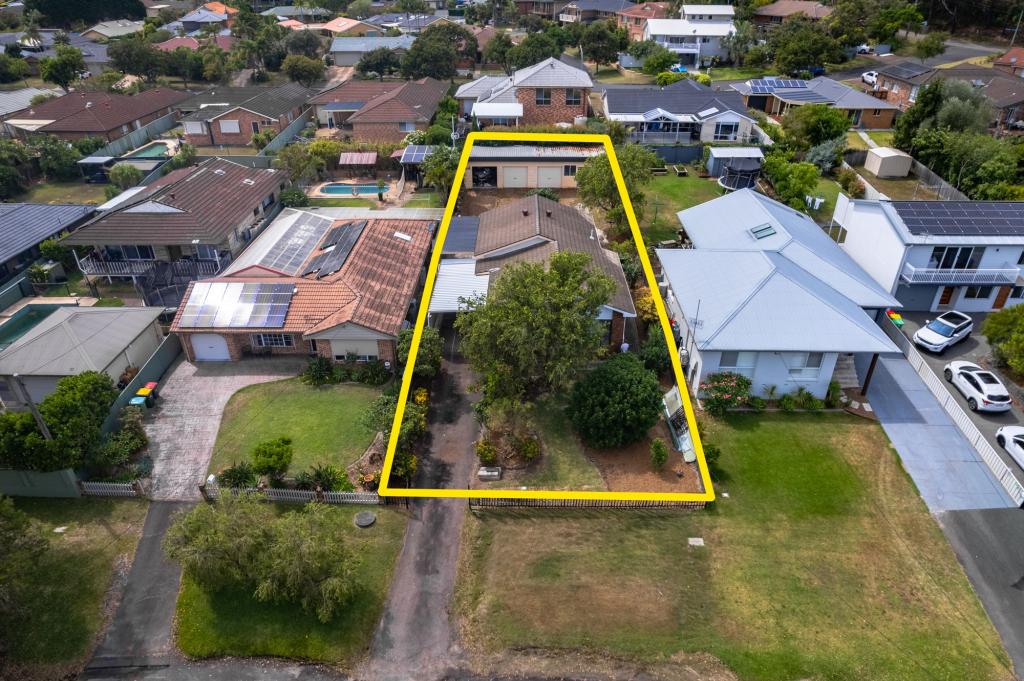 15 Poplars Ave, Bateau Bay, NSW 2261