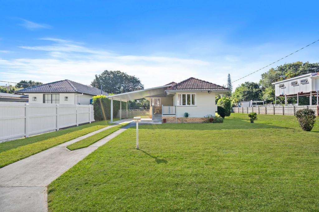 15 Allamanda St, Fairfield, QLD 4103