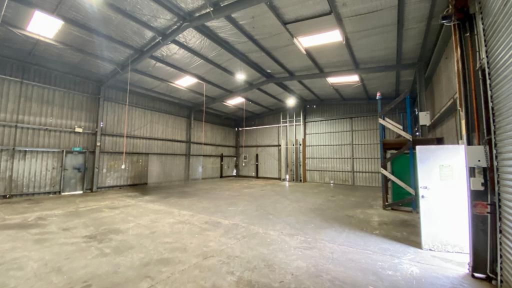 2/11 Nells Rd, West Gosford, NSW 2250