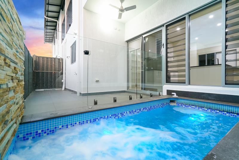 2/11 Blackburn St, Muirhead, NT 0810