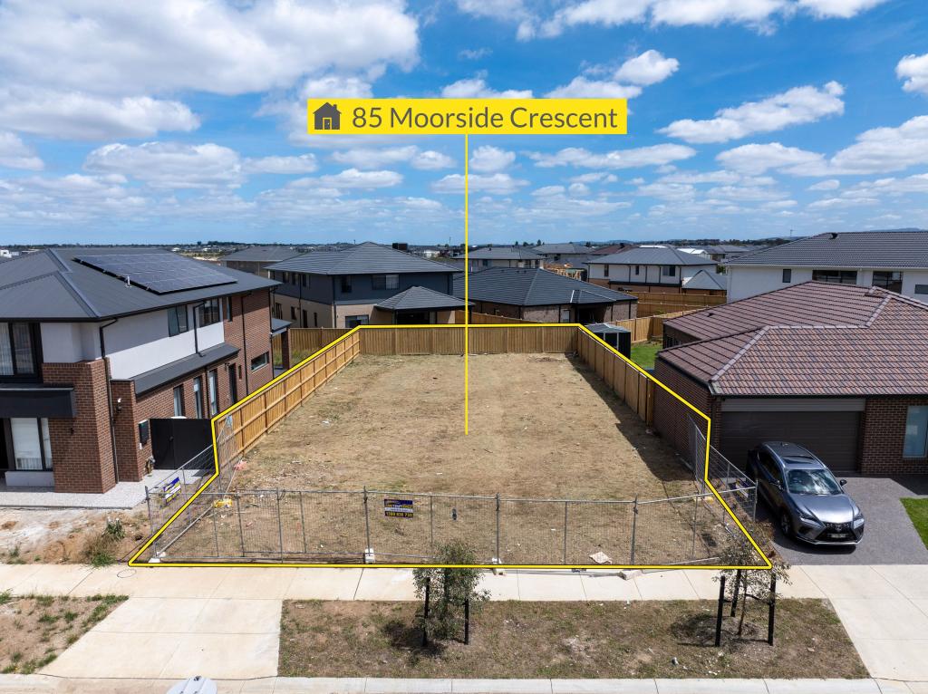 85 MOORSIDE CRES, CLYDE NORTH, VIC 3978