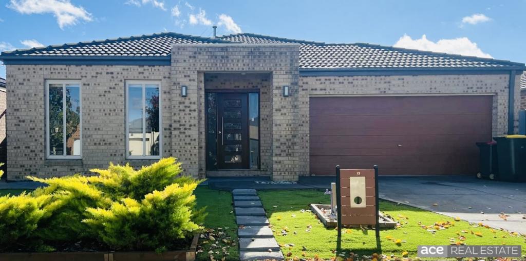 13 Fawkner Rd, Manor Lakes, VIC 3024