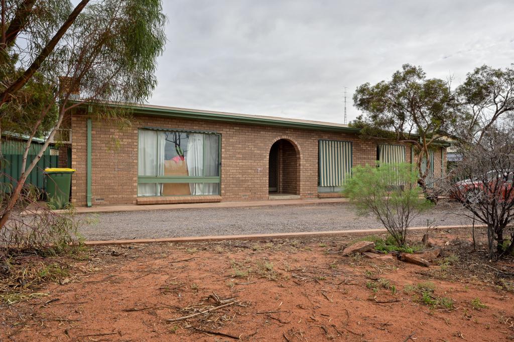 84 Mcritchie Cres, Whyalla Stuart, SA 5608