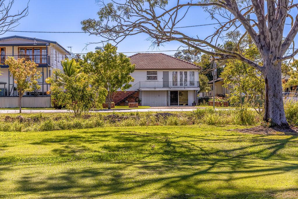 23 Kempster St, Sandgate, QLD 4017