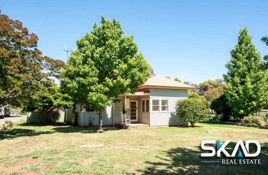 9 Palmer Rd, Kyvalley, VIC 3621