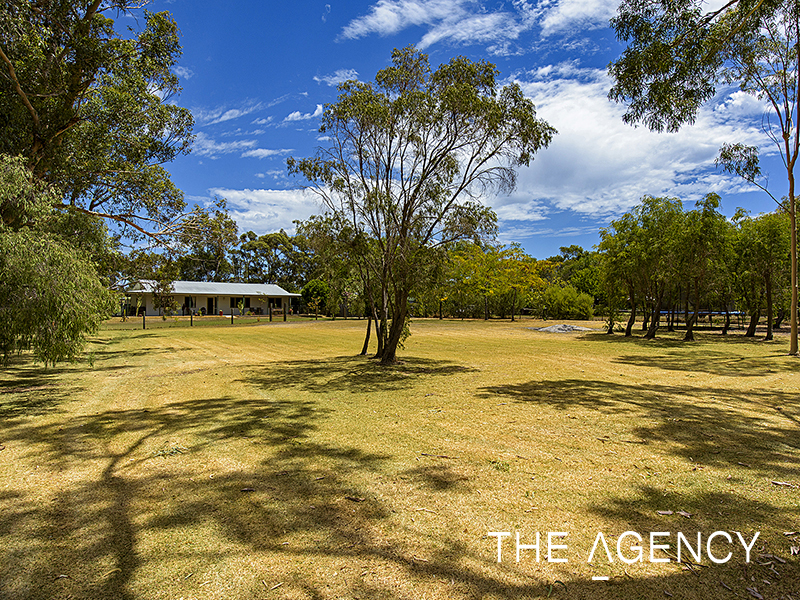 121 Ballarat Rd, Wonnerup, WA 6280