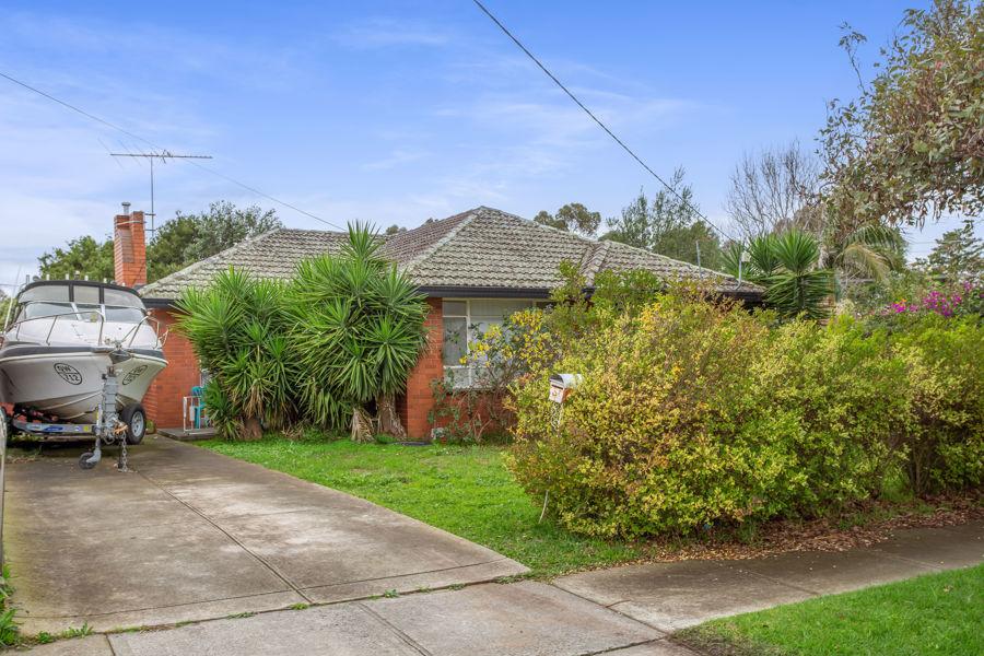 54 GOWRIE ST, GLENROY, VIC 3046