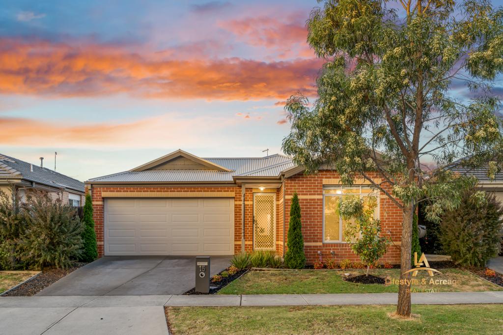 15 Merlot Rd, Pakenham, VIC 3810